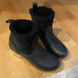 No 6 Black Clog boots. Size 40